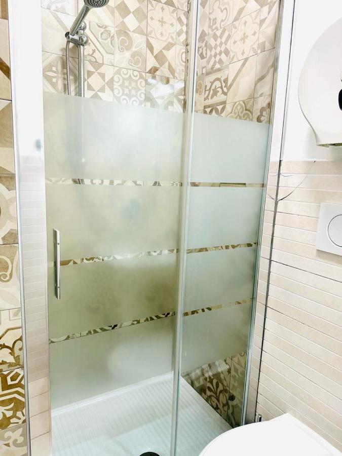 Rome Star Guesthouse Termini Ngoại thất bức ảnh