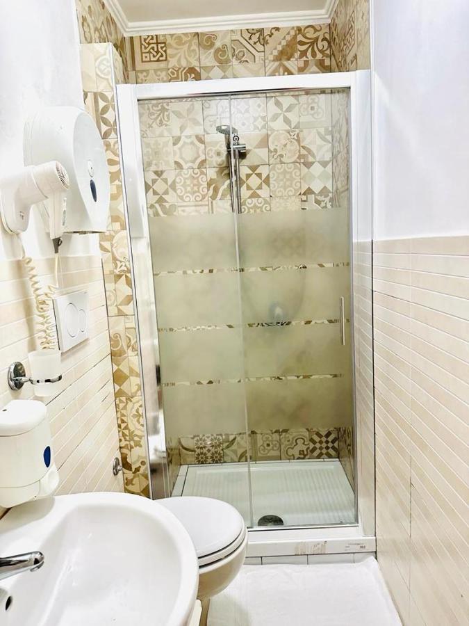 Rome Star Guesthouse Termini Ngoại thất bức ảnh